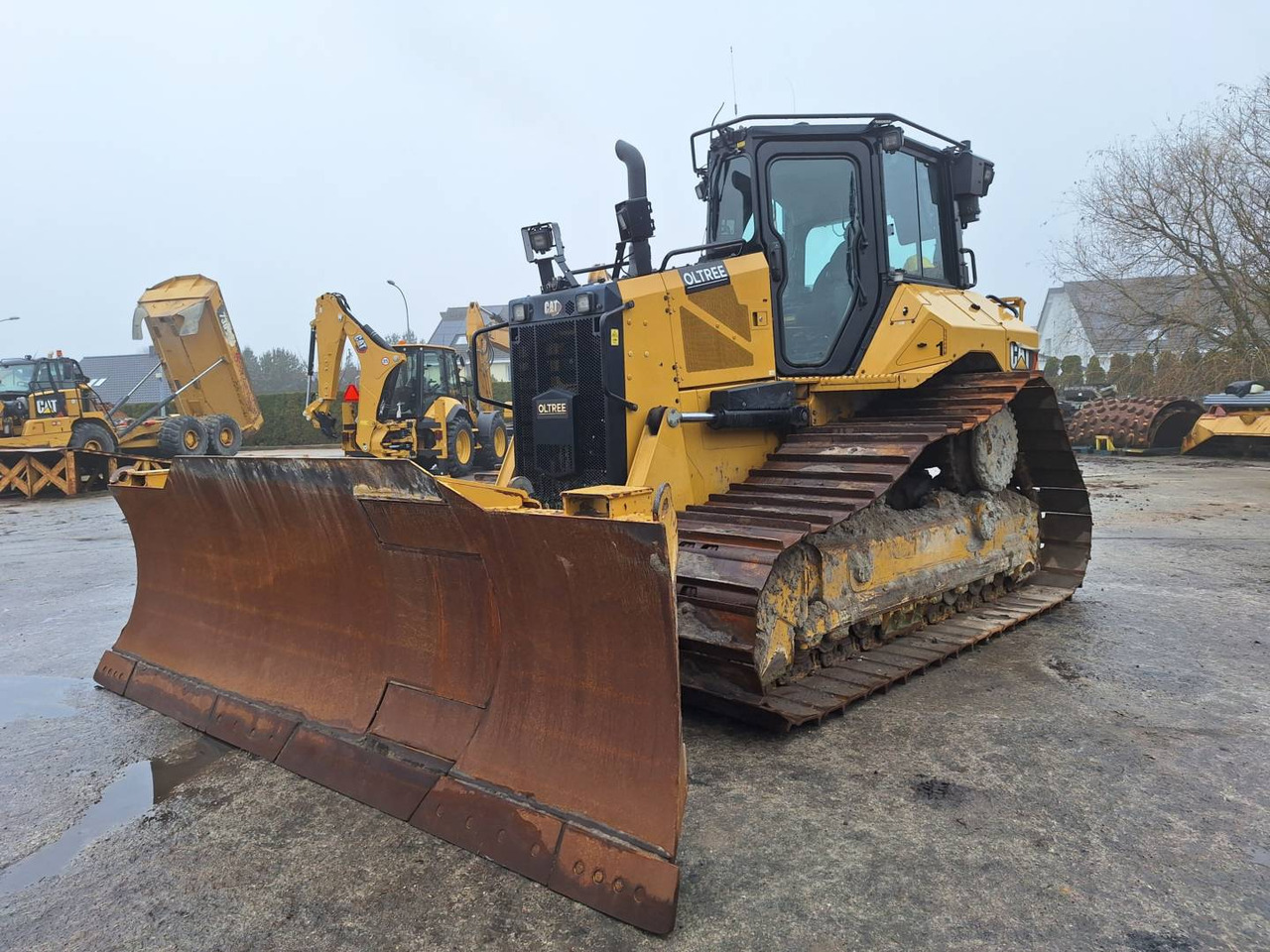 CAT D5 LGP - Bulldozer: photos 1 CAT D5 LGP - Bulldozer: photos 1