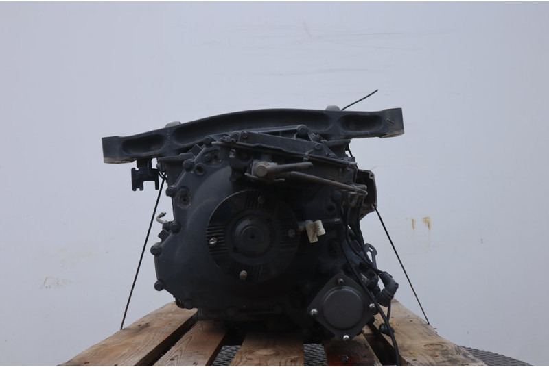 MAN 12+2GZ 2700DD - Boîte de vitesse pour Camion: photos 4 MAN 12+2GZ 2700DD - Boîte de vitesse pour Camion: photos 4