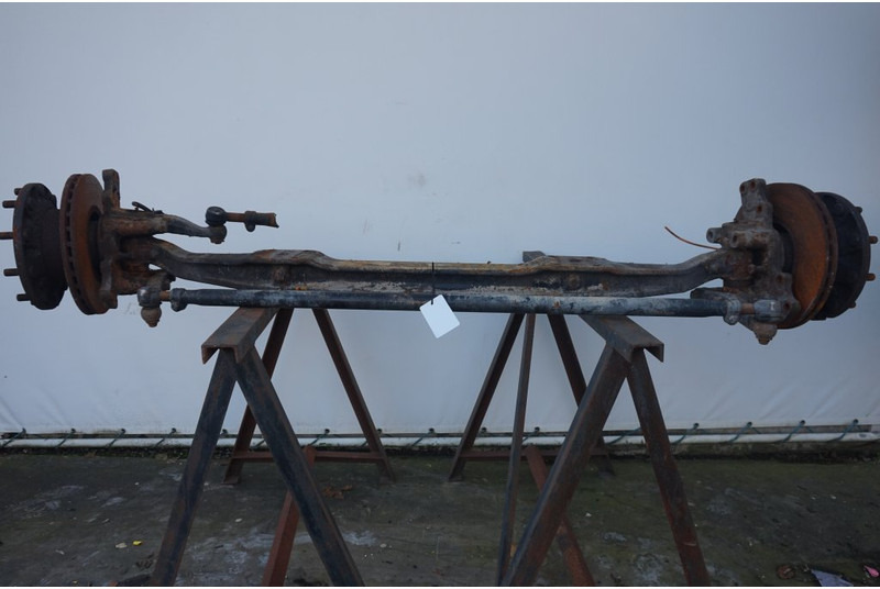 MAN V9-82L-23 - Essieu avant pour Camion: photos 1 MAN V9-82L-23 - Essieu avant pour Camion: photos 1