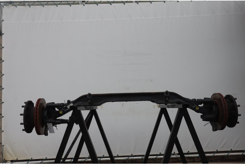 MAN VOK-09-41 81.44001-7470 - Essieu avant pour Camion: photos 1 MAN VOK-09-41 81.44001-7470 - Essieu avant pour Camion: photos 1