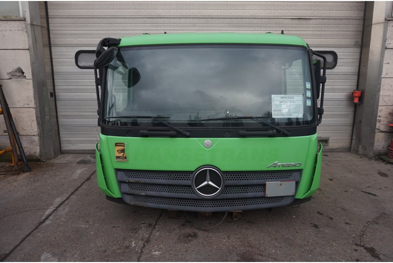 Mercedes-Benz ATEGO MP4 4CYL - Cabine et intérieur pour Camion: photos 1 Mercedes-Benz ATEGO MP4 4CYL - Cabine et intérieur pour Camion: photos 1