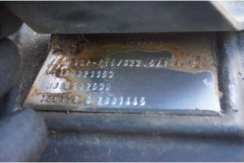 Mercedes-Benz FD223P-7.5/S22.5 29/24x4.0 - Essieu avant pour Camion: photos 4 Mercedes-Benz FD223P-7.5/S22.5 29/24x4.0 - Essieu avant pour Camion: photos 4