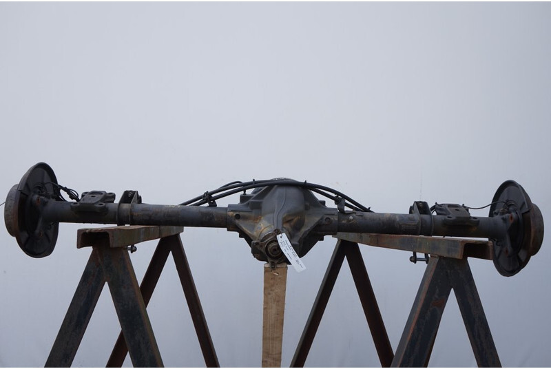 Mercedes-Benz R245- 741.421 48/11 - Essieu arrière pour Camion: photos 1 Mercedes-Benz R245- 741.421 48/11 - Essieu arrière pour Camion: photos 1