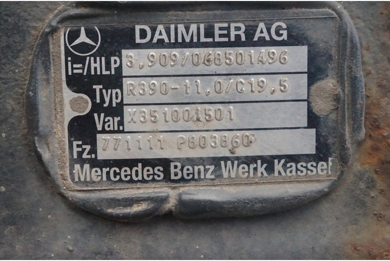 Mercedes-Benz R390-11/C-19.5 I=3.909 771 111 P 803860 - Essieu arrière pour Camion: photos 3 Mercedes-Benz R390-11/C-19.5 I=3.909 771 111 P 803860 - Essieu arrière pour Camion: photos 3