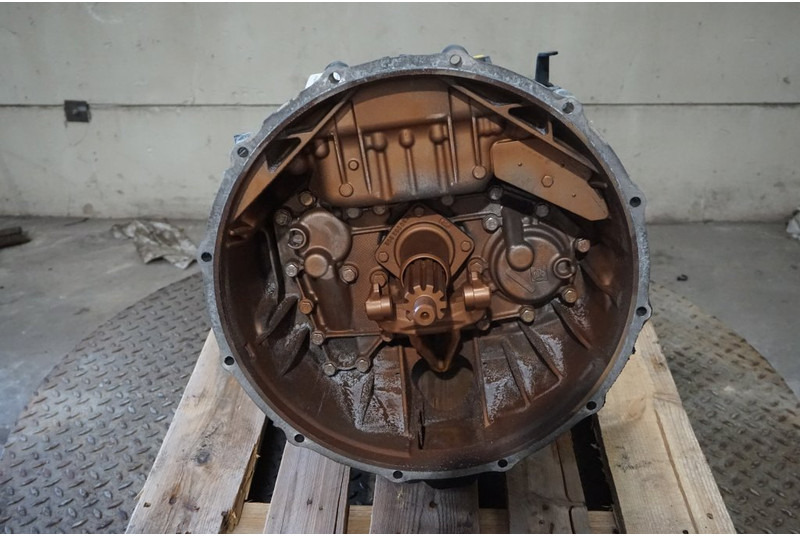 ZF 12AS2130DD TGS 81.32004-6257 - Boîte de vitesse pour Camion: photos 2 ZF 12AS2130DD TGS 81.32004-6257 - Boîte de vitesse pour Camion: photos 2