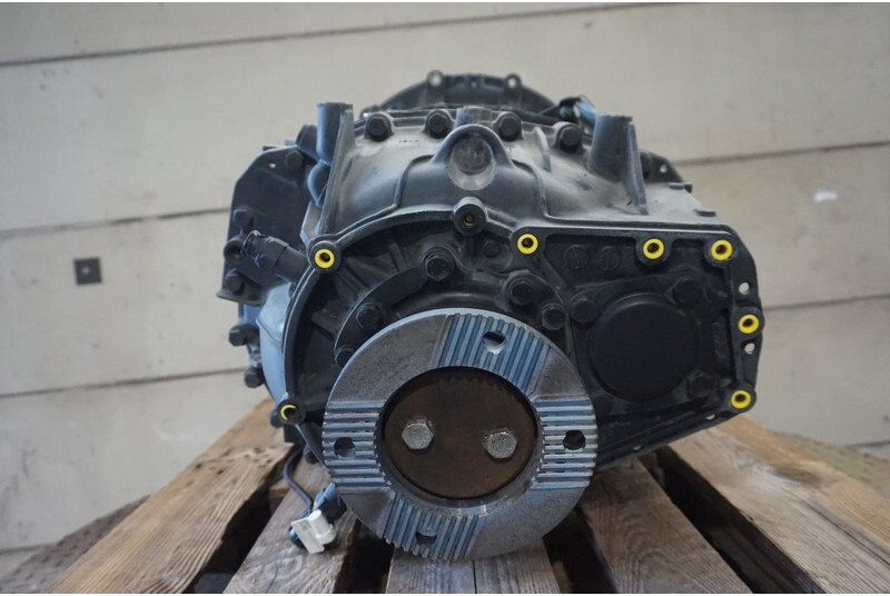 ZF 12AS2130DD TGS 81.32004-6257 - Boîte de vitesse pour Camion: photos 4 ZF 12AS2130DD TGS 81.32004-6257 - Boîte de vitesse pour Camion: photos 4