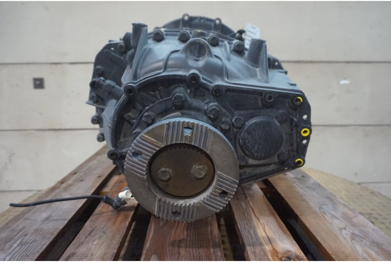 ZF 12AS2130DD TGS - Boîte de vitesse pour Camion: photos 4 ZF 12AS2130DD TGS - Boîte de vitesse pour Camion: photos 4