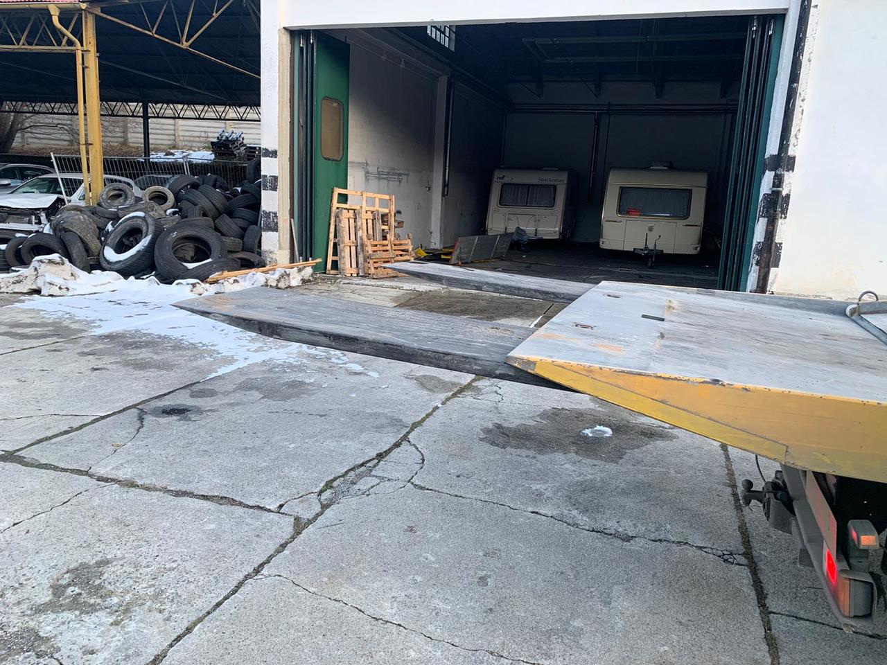 Camion porte-voitures IVECO LESO: photos 15