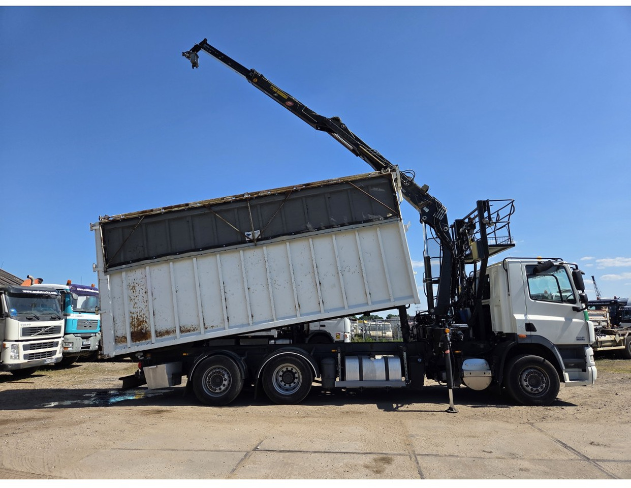 DAF CF85.410 6x2 steering axle lenk Tipper Crane HIAB J1320Z - Camion benne, Camion grue: photos 4 DAF CF85.410 6x2 steering axle lenk Tipper Crane HIAB J1320Z - Camion benne, Camion grue: photos 4
