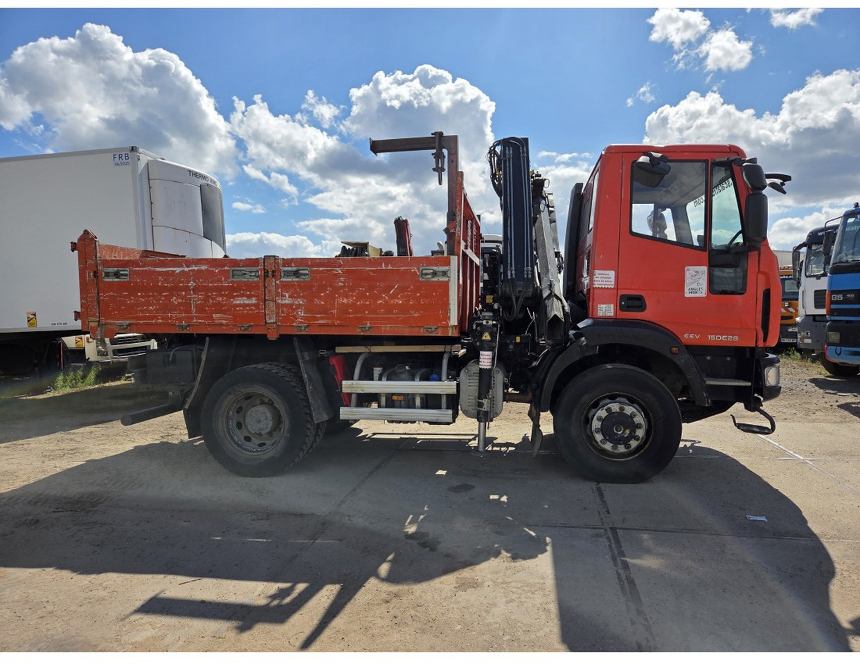 IVECO EUROCARGO 150E28 4X4 TIPPER CRANE HIAB 099 ES-2 - Camion benne, Camion grue: photos 4 IVECO EUROCARGO 150E28 4X4 TIPPER CRANE HIAB 099 ES-2 - Camion benne, Camion grue: photos 4