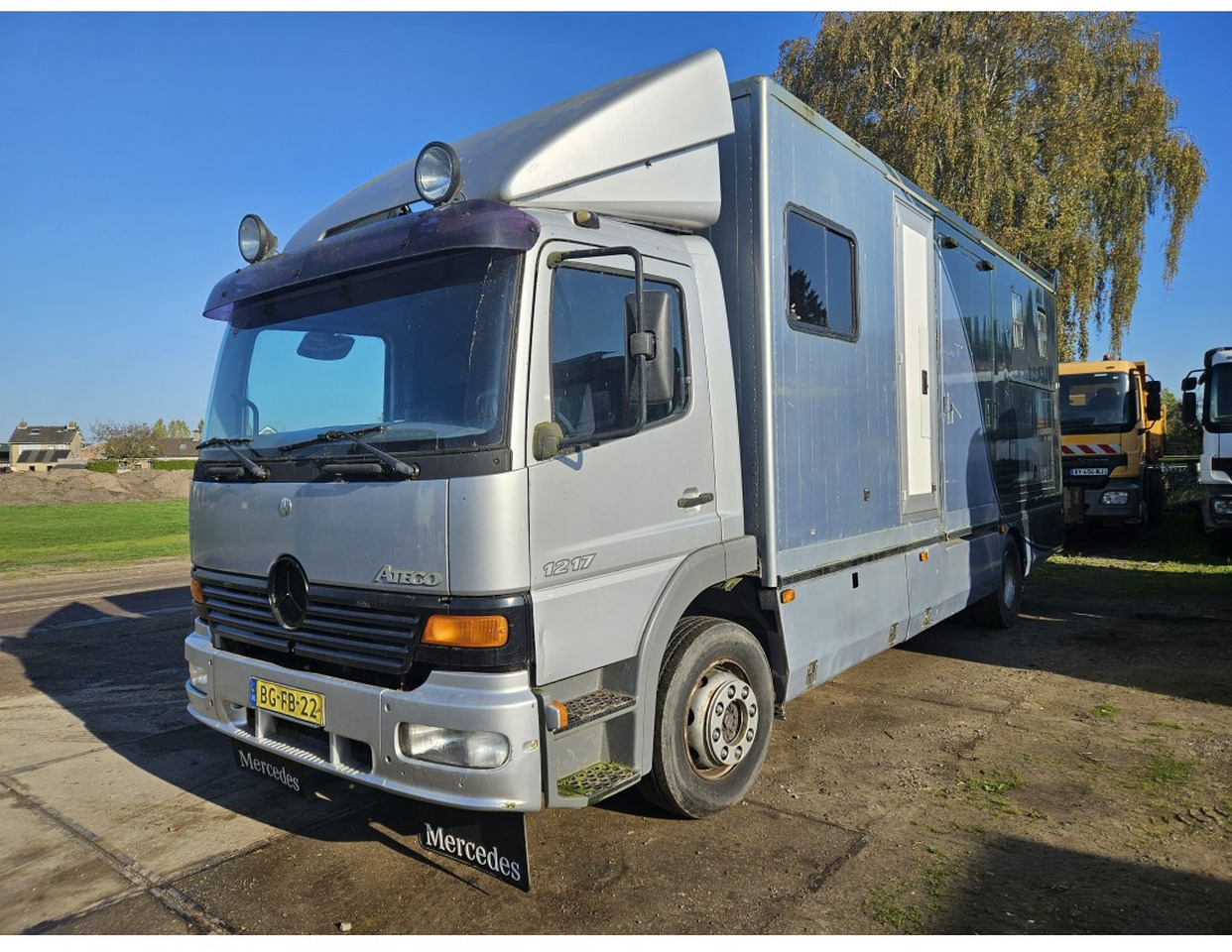 Mercedes Atego 1217 L 4x2 Horse transport Dutch Truck - Camion chevaux: photos 1 Mercedes Atego 1217 L 4x2 Horse transport Dutch Truck - Camion chevaux: photos 1