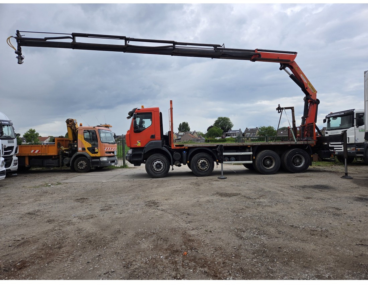 Renault Kerax 430 8X4 Flatbed Crane Palfinger PK26002EH 26 ton 5 Extensions *Retarder - Camion plateau, Camion grue: photos 3 Renault Kerax 430 8X4 Flatbed Crane Palfinger PK26002EH 26 ton 5 Extensions *Retarder - Camion plateau, Camion grue: photos 3