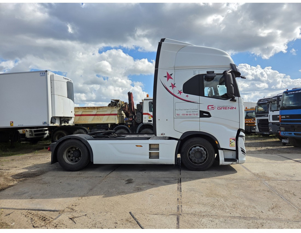 Iveco S-Way 480 4X2 Tractor Unit Retarder Navi ACC Euro 6 - Tracteur routier: photos 4 Iveco S-Way 480 4X2 Tractor Unit Retarder Navi ACC Euro 6 - Tracteur routier: photos 4