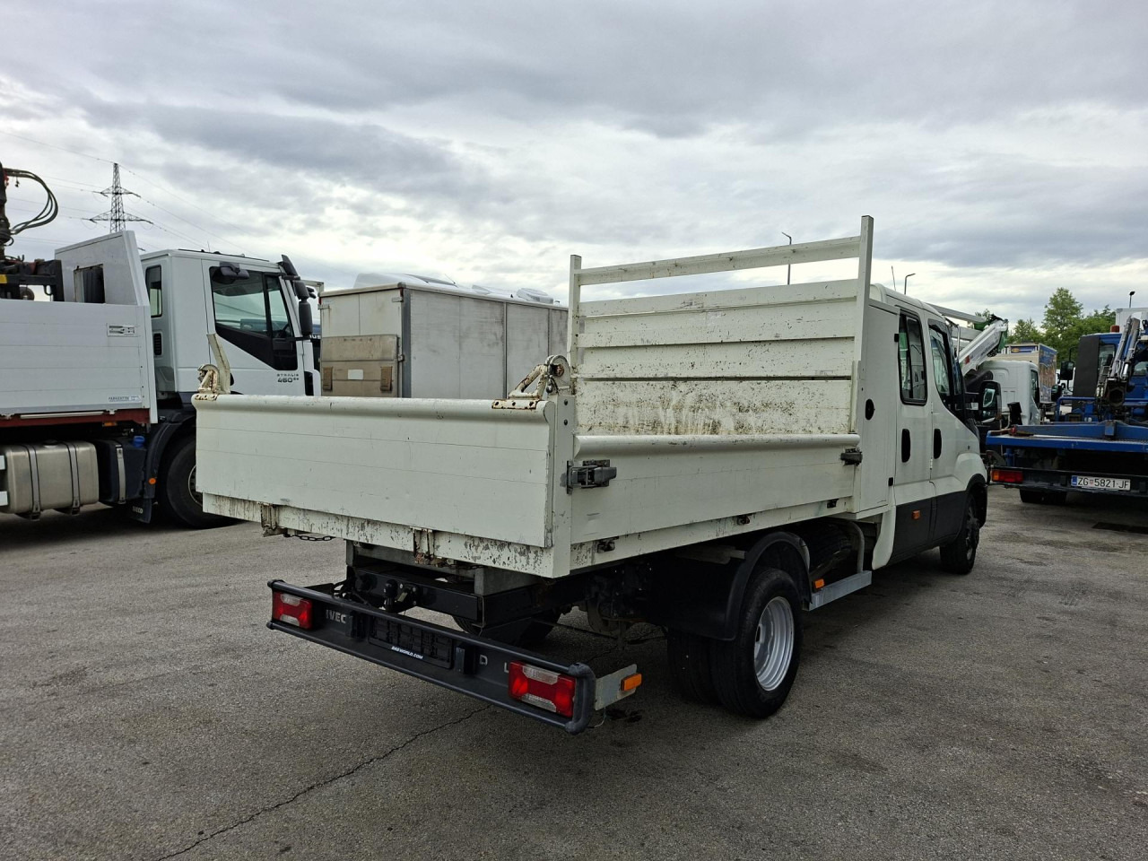 IVECO Daily 35C12D - Véhicule utilitaire benne, Utilitaire double cabine: photos 3 IVECO Daily 35C12D - Véhicule utilitaire benne, Utilitaire double cabine: photos 3