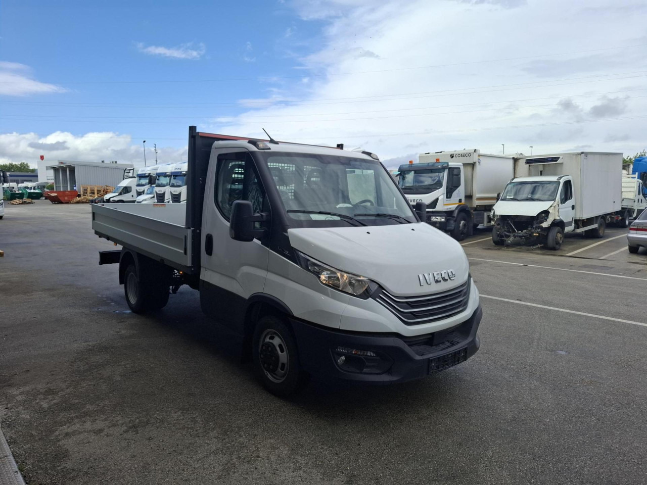 IVECO Daily 35C14 - Fourgon utilitaire: photos 2 IVECO Daily 35C14 - Fourgon utilitaire: photos 2