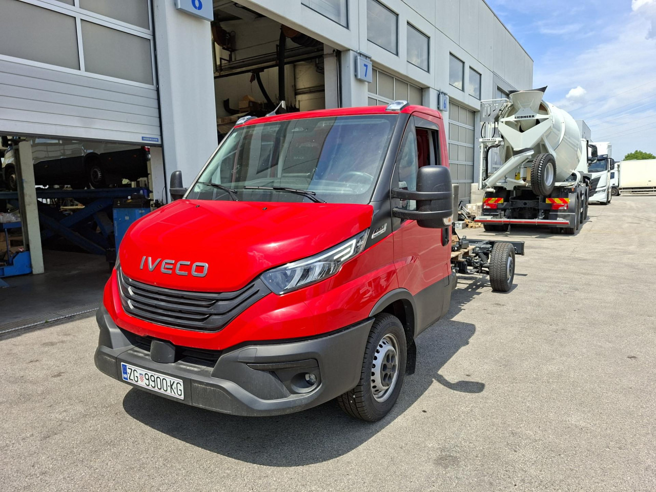 IVECO Daily 35C21HA8/P - Châssis cabine: photos 1 IVECO Daily 35C21HA8/P - Châssis cabine: photos 1
