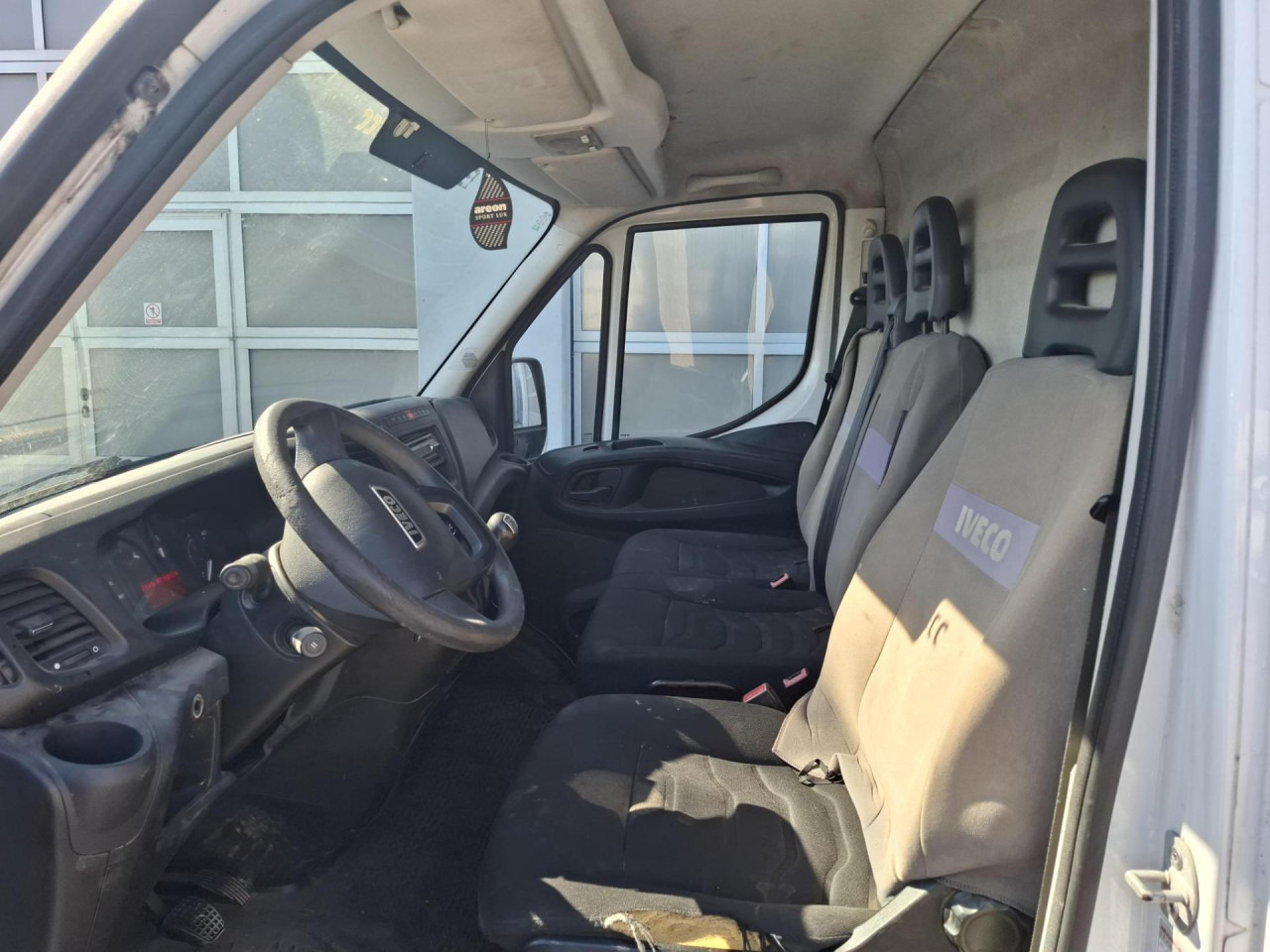 IVECO Daily 35S13 - Transport de personnes: photos 5 IVECO Daily 35S13 - Transport de personnes: photos 5