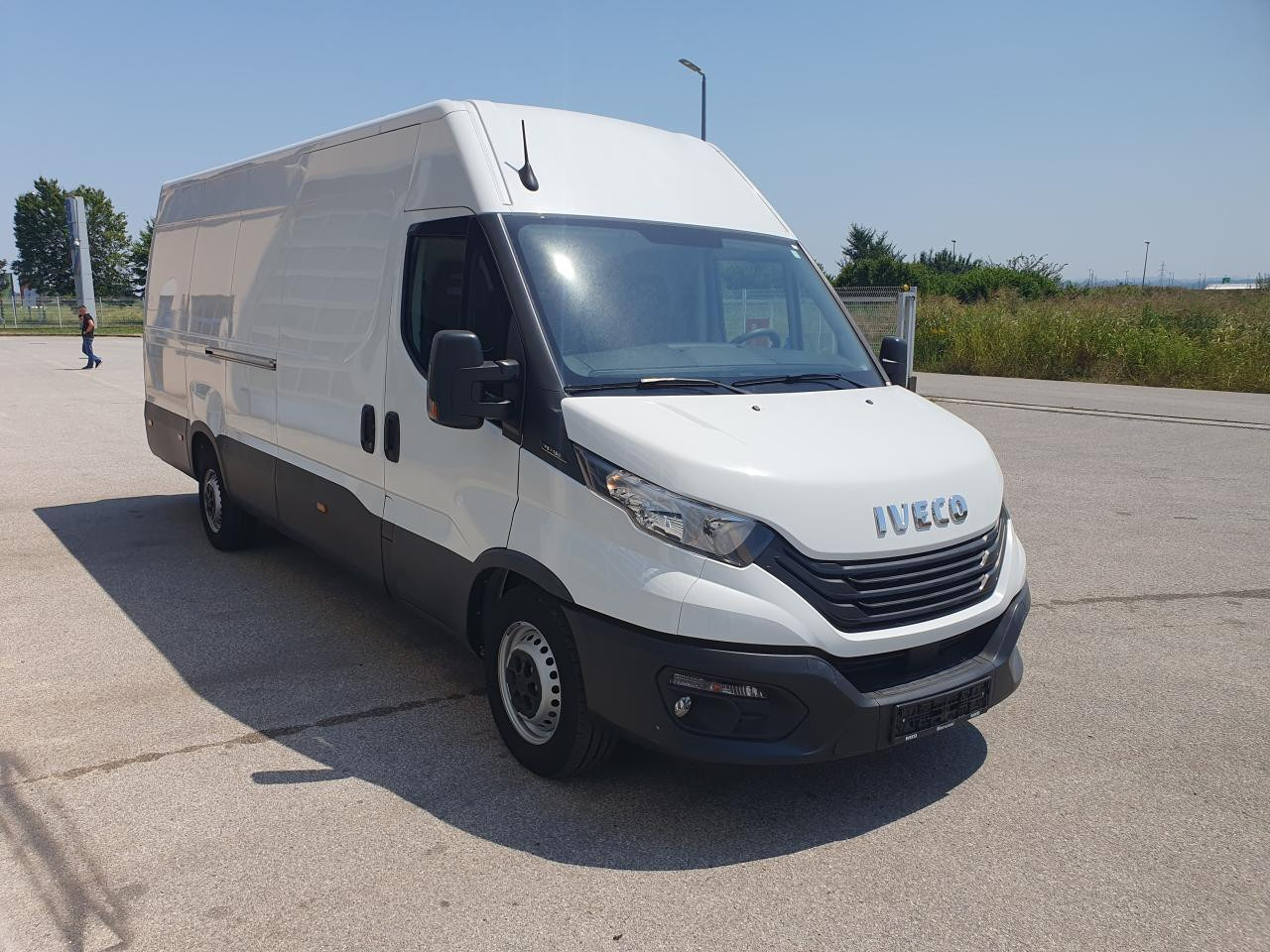 IVECO Daily 35S16V - Transport de personnes: photos 2 IVECO Daily 35S16V - Transport de personnes: photos 2