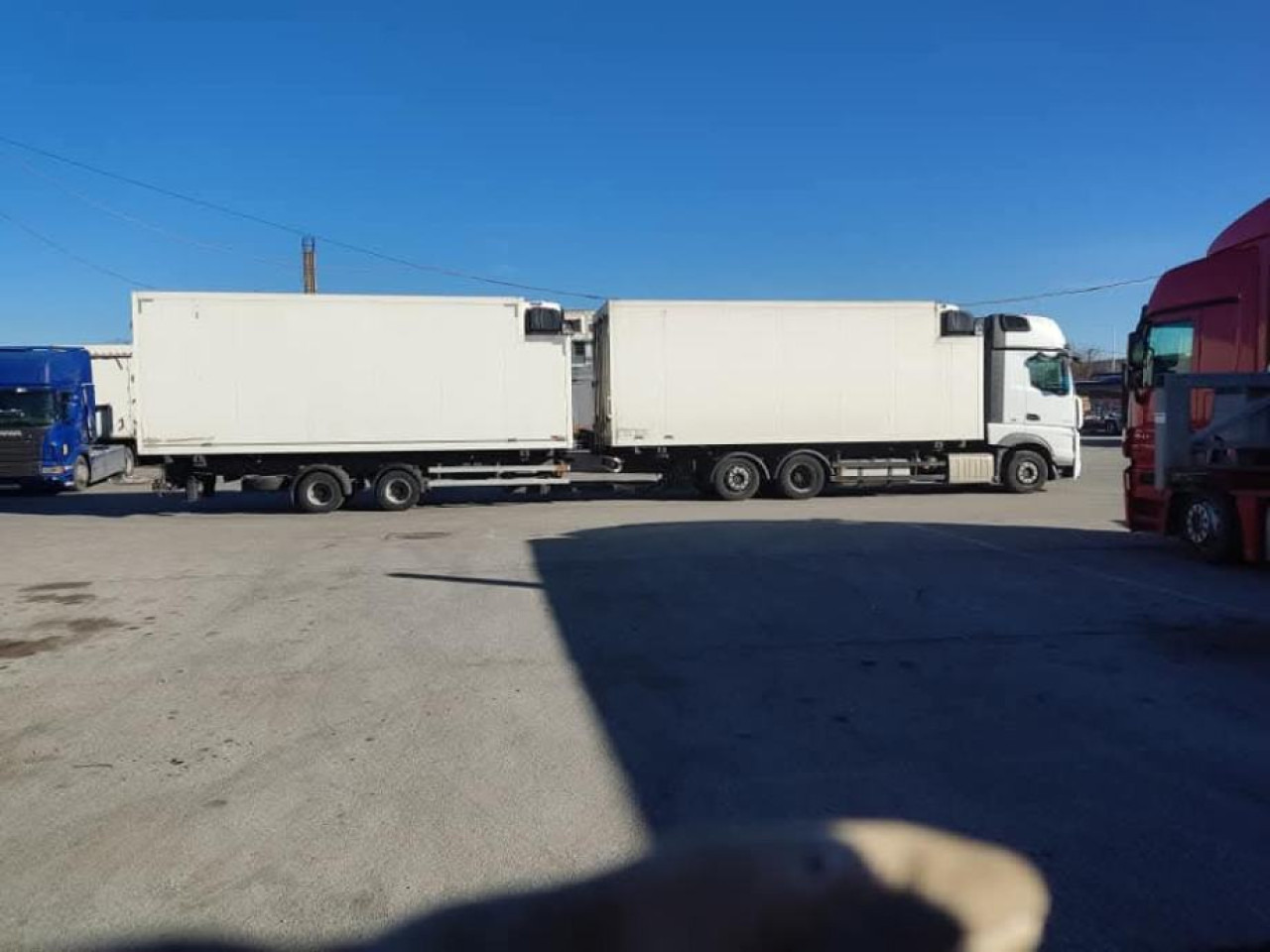 MERCEDES-BENZ Actros 25.480 - Véhicule utilitaire frigorifique: photos 3 MERCEDES-BENZ Actros 25.480 - Véhicule utilitaire frigorifique: photos 3