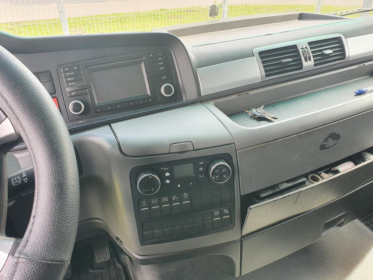 MAN TGX 18.480 BLS - Tracteur routier: photos 2 MAN TGX 18.480 BLS - Tracteur routier: photos 2