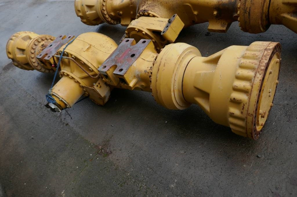 CAT 980G framaxel G1725389 - Essieu et pièces pour Engins de chantier: photos 2 CAT 980G framaxel G1725389 - Essieu et pièces pour Engins de chantier: photos 2