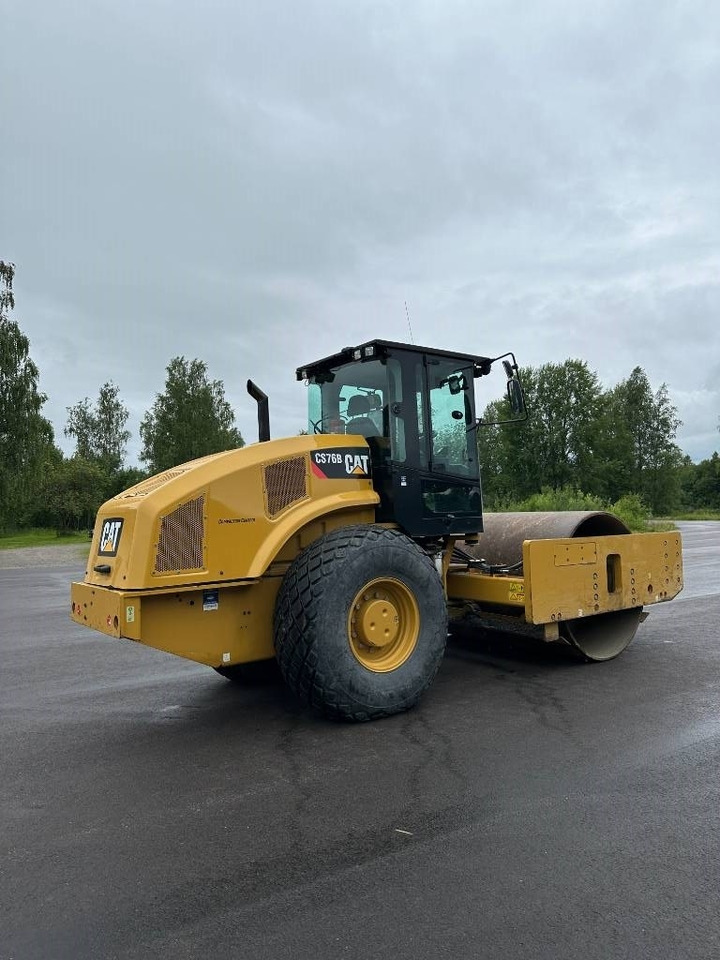 CAT CS 76 B - Rouleau compresseur: photos 1 CAT CS 76 B - Rouleau compresseur: photos 1