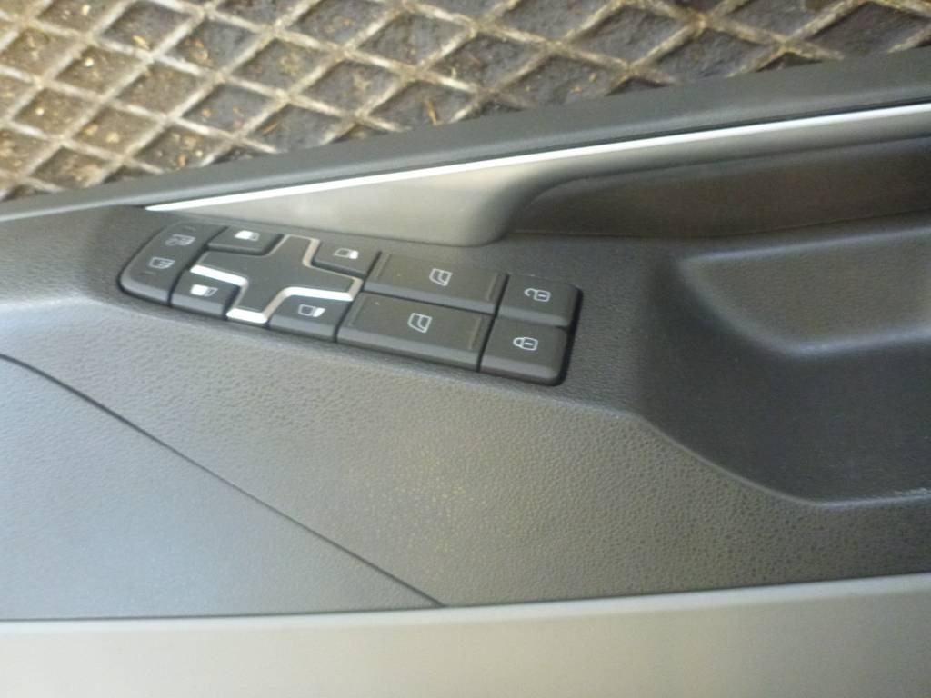 Volvo FM Dörrsida, 23772645 - Cabine pour Camion: photos 2 Volvo FM Dörrsida, 23772645 - Cabine pour Camion: photos 2