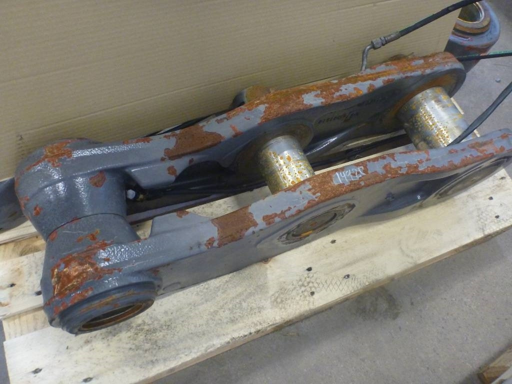 Volvo L 180 H Nedre tiltlänk - Flèche pour Engins de chantier: photos 2 Volvo L 180 H Nedre tiltlänk - Flèche pour Engins de chantier: photos 2