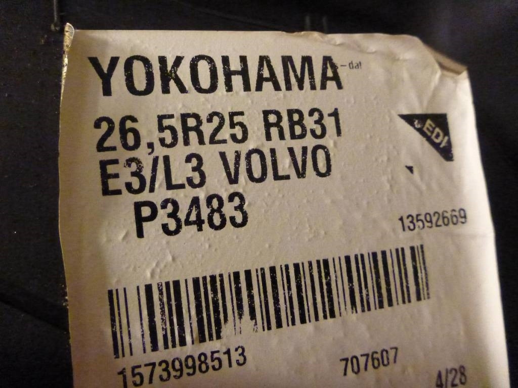 Yokohama 26,5 R25 RB31 - Pneu pour Engins de chantier: photos 3 Yokohama 26,5 R25 RB31 - Pneu pour Engins de chantier: photos 3