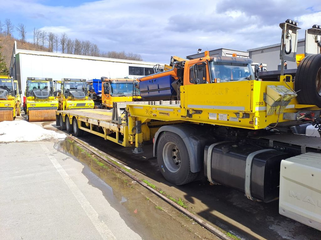Faymonville STZ-3WAAA, 49.5ton, teleskopierbar - Semi-remorque surbaissé: photos 3 Faymonville STZ-3WAAA, 49.5ton, teleskopierbar - Semi-remorque surbaissé: photos 3