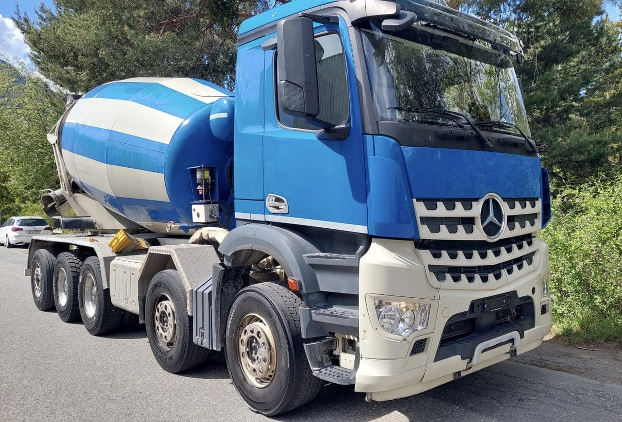 Mercedes-Benz Arocs 4448 10x4, E6, Retarder, CIFA 12m³ - Camion malaxeur: photos 2 Mercedes-Benz Arocs 4448 10x4, E6, Retarder, CIFA 12m³ - Camion malaxeur: photos 2
