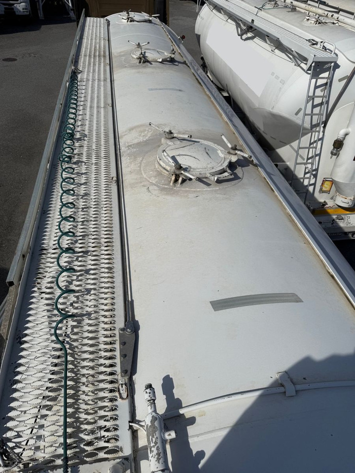 OMEPS CM , Silo Zement - Citerne pulvérulente: photos 5 OMEPS CM , Silo Zement - Citerne pulvérulente: photos 5