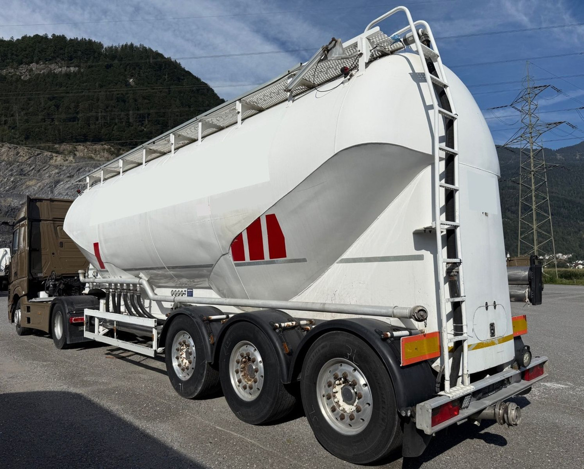 OMEPS CM , Silo Zement - Citerne pulvérulente: photos 2 OMEPS CM , Silo Zement - Citerne pulvérulente: photos 2