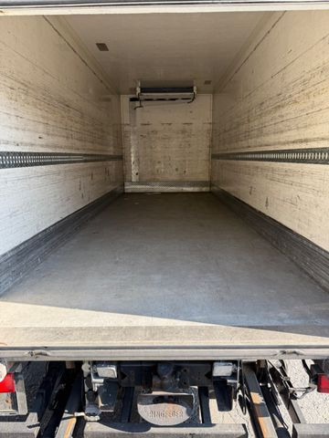 Renault T460 4x2, E 6, Carrier U850, -30C, Ladebordwand - Camion frigorifique: photos 5 Renault T460 4x2, E 6, Carrier U850, -30C, Ladebordwand - Camion frigorifique: photos 5