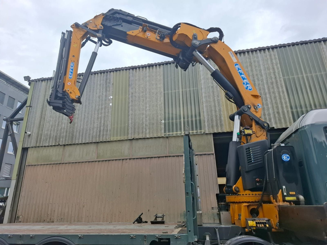 Scania R500 V8 8x2, E5, Effer 585 6S + Flyjib + winch - Camion grue: photos 5 Scania R500 V8 8x2, E5, Effer 585 6S + Flyjib + winch - Camion grue: photos 5