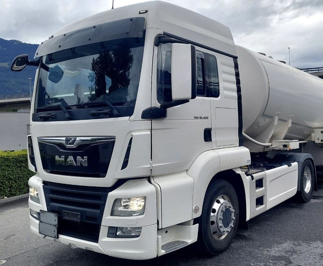 MAN TGS 18.420 4x2, E6, ADR, Retarder - Tracteur routier: photos 1 MAN TGS 18.420 4x2, E6, ADR, Retarder - Tracteur routier: photos 1
