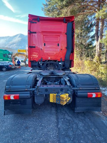 Mercedes-Benz Actros 1845 4x2, E6, Retarder, Schubbodenhydraul Mercedes-Benz Actros 1845 4x2, E6, Retarder, Schubbodenhydraul - Tracteur routier: photos 4 Mercedes-Benz Actros 1845 4x2, E6, Retarder, Schubbodenhydraul Mercedes-Benz Actros 1845 4x2, E6, Retarder, Schubbodenhydraul - Tracteur routier: photos 4