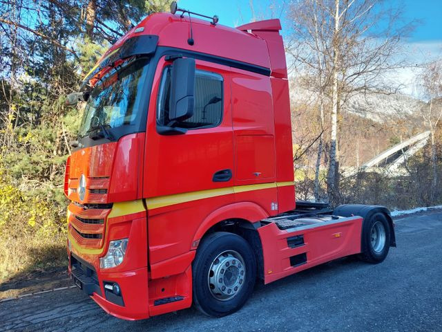 Mercedes-Benz Actros 1845 4x2, E6, Retarder, Schubbodenhydraul Mercedes-Benz Actros 1845 4x2, E6, Retarder, Schubbodenhydraul - Tracteur routier: photos 3 Mercedes-Benz Actros 1845 4x2, E6, Retarder, Schubbodenhydraul Mercedes-Benz Actros 1845 4x2, E6, Retarder, Schubbodenhydraul - Tracteur routier: photos 3