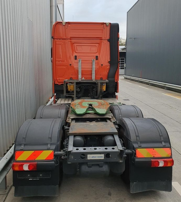 Mercedes-Benz Actros 3358 6x4, E6, 120ton, Retarder - Tracteur routier: photos 4 Mercedes-Benz Actros 3358 6x4, E6, 120ton, Retarder - Tracteur routier: photos 4