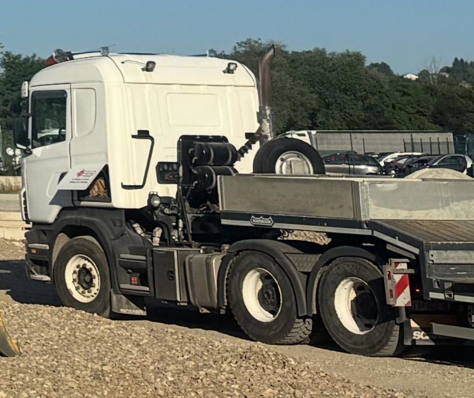 Scania R620 6x4, E5, Kipphydraulik, Retarder, 110ton - Tracteur routier: photos 3 Scania R620 6x4, E5, Kipphydraulik, Retarder, 110ton - Tracteur routier: photos 3