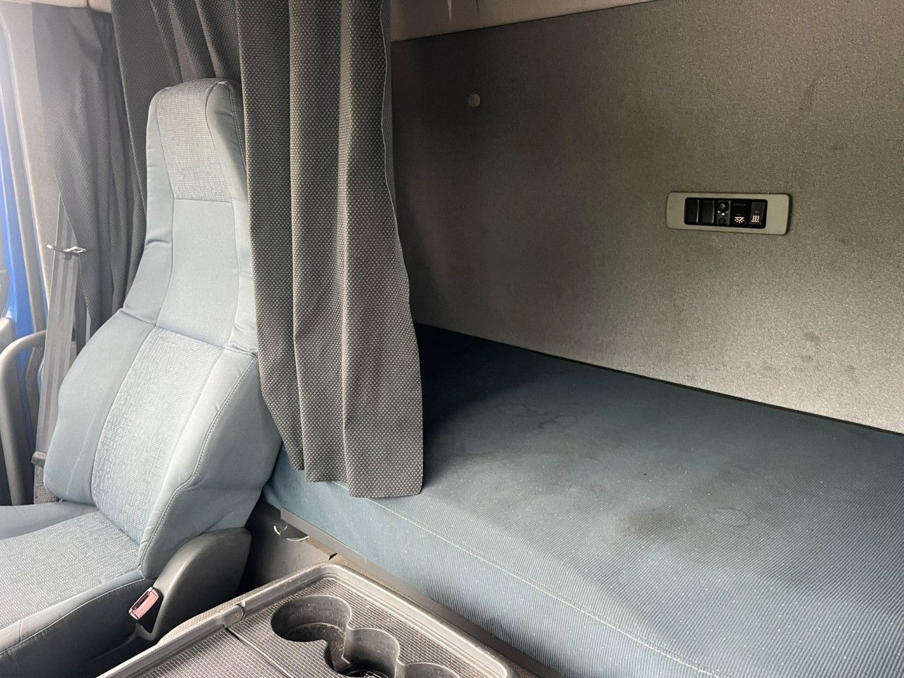 Camion plateau Volvo FM 460 6x2, E5, L:7200mm: photos 11