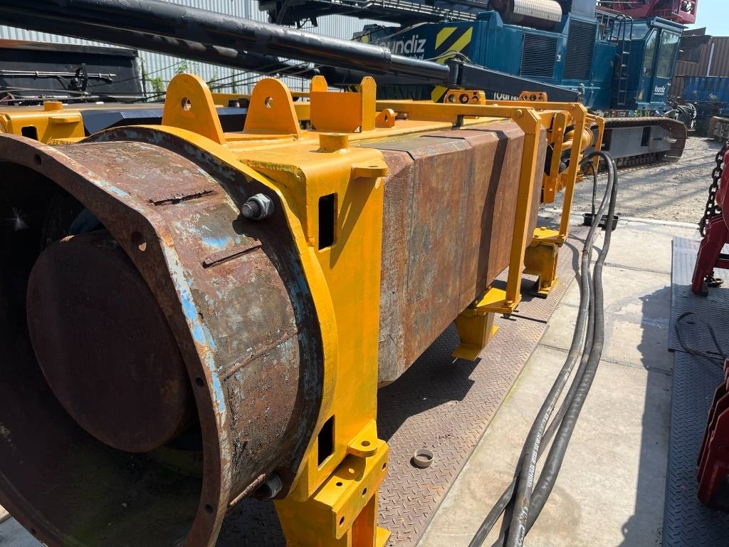 Mât de battage BSP 3/5/7-9: photos 7 Mât de battage BSP 3/5/7-9: photos 7