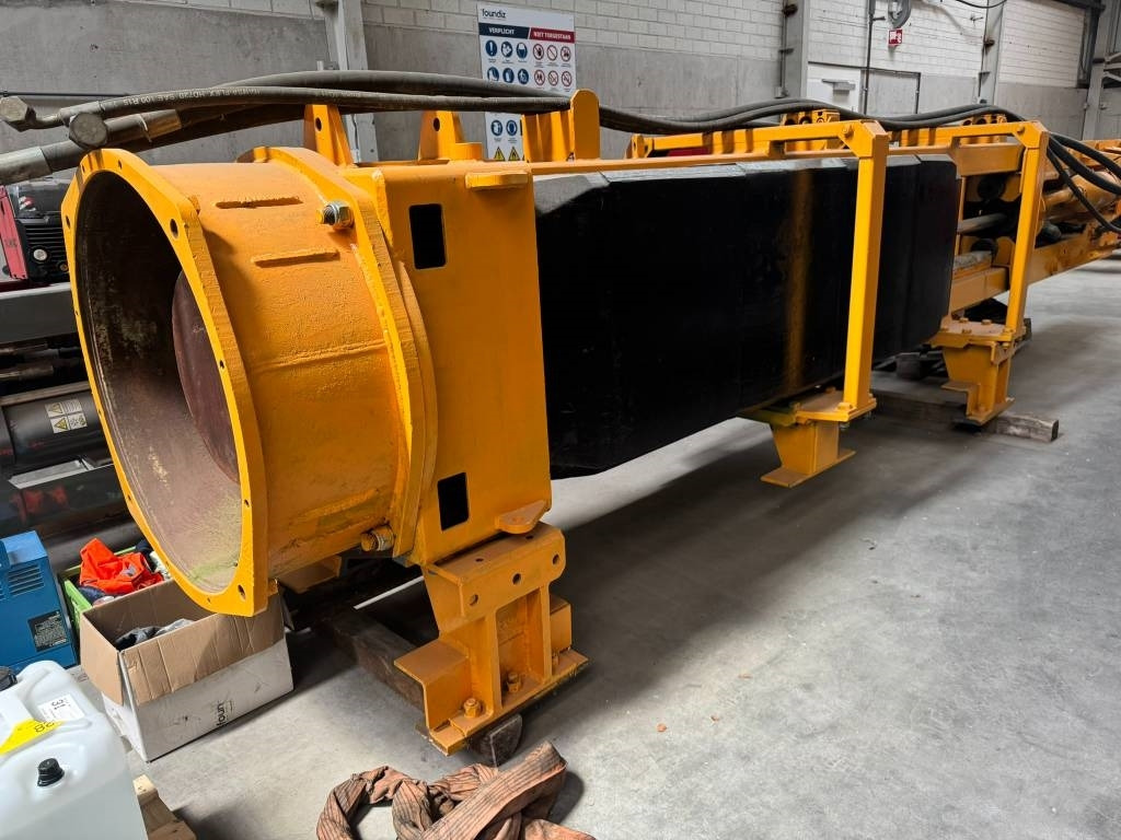 BSP 3/5/7-9 - Mât de battage: photos 1 BSP 3/5/7-9 - Mât de battage: photos 1