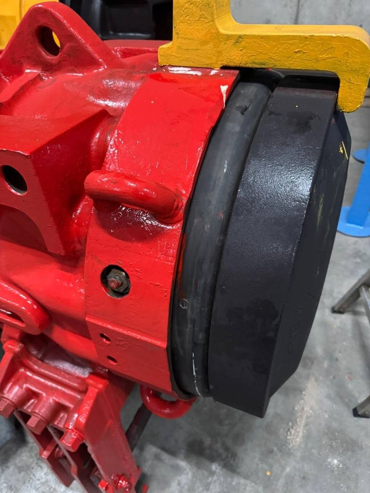 Delmag D46-32 - Mât de battage: photos 3 Delmag D46-32 - Mât de battage: photos 3