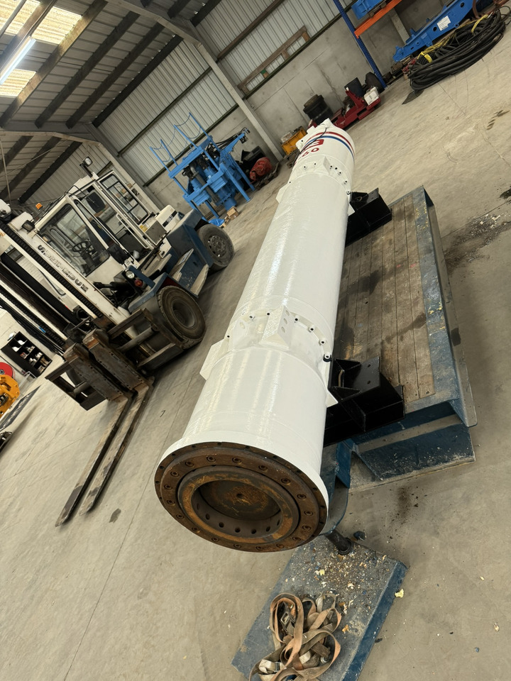 IHC Hydrohammer S-60 - Mât de battage: photos 4 IHC Hydrohammer S-60 - Mât de battage: photos 4