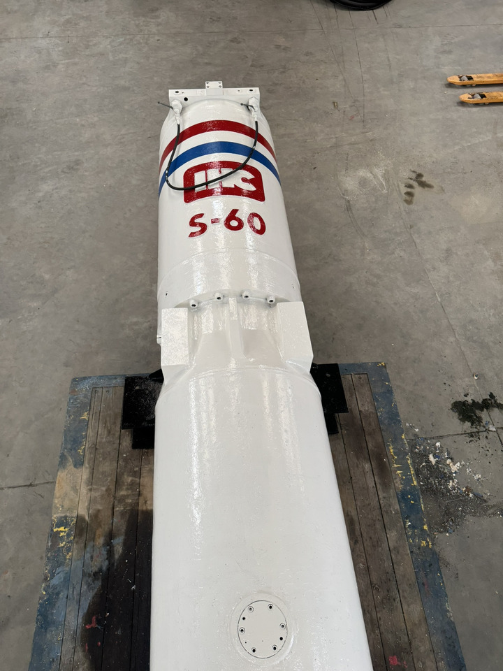IHC Hydrohammer S-60 - Mât de battage: photos 3 IHC Hydrohammer S-60 - Mât de battage: photos 3
