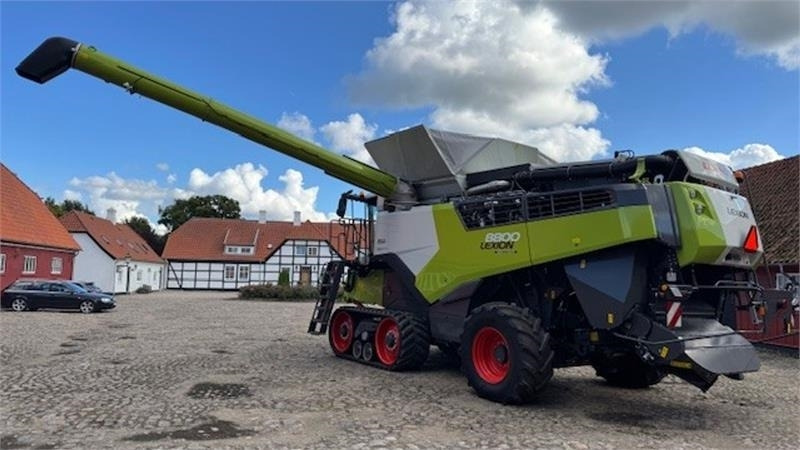 Claas Lexion 8800TT 8800 TT, m. meget udstyr - Moissonneuse-batteuse: photos 3 Claas Lexion 8800TT 8800 TT, m. meget udstyr - Moissonneuse-batteuse: photos 3