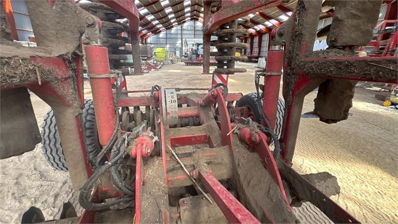 Horsch Terrano 6 RT Terrano 6RT - Cover crop: photos 4 Horsch Terrano 6 RT Terrano 6RT - Cover crop: photos 4