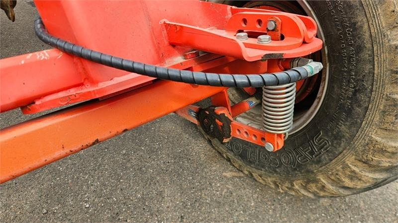 Kuhn CULTIMER L4000 Bugseret - Herse: photos 3 Kuhn CULTIMER L4000 Bugseret - Herse: photos 3