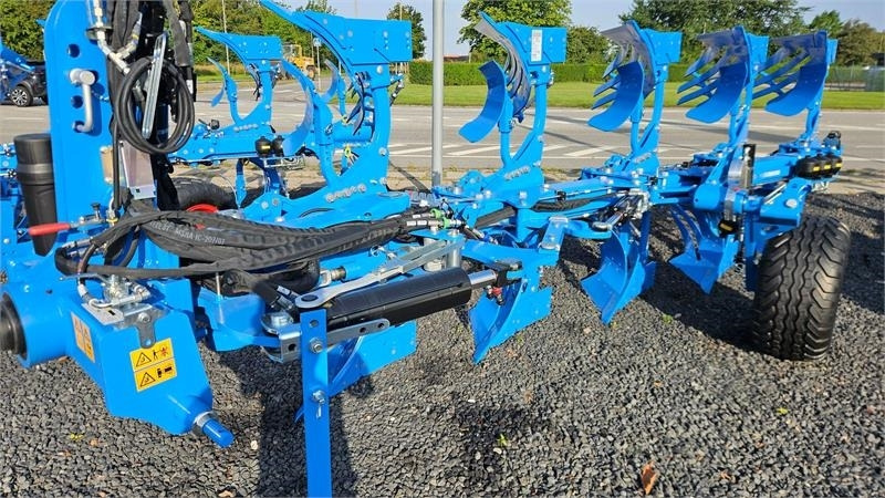 Lemken Juwel 8 M Juwel 8 M V U - Charrue: photos 1 Lemken Juwel 8 M Juwel 8 M V U - Charrue: photos 1